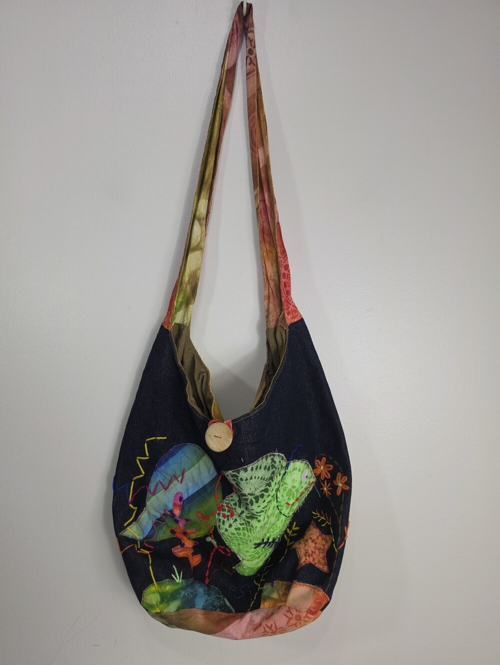 Boho Patchwork Frog Print Embroidred Shoulder Bag